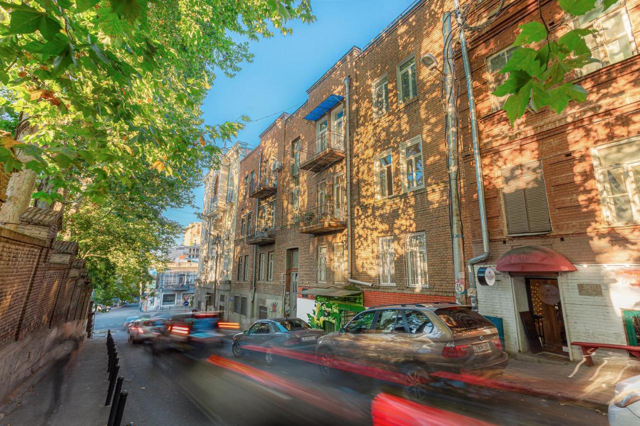 Tbilisi Home,View On Gvinis Karkhana Wine Factory Екстер'єр фото